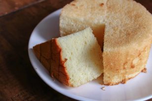 Vanilla Egg-free Sponge Premix | Cake Premixes and Concentrates | Dernier Food | Ganapati Chemsys Ltd.
